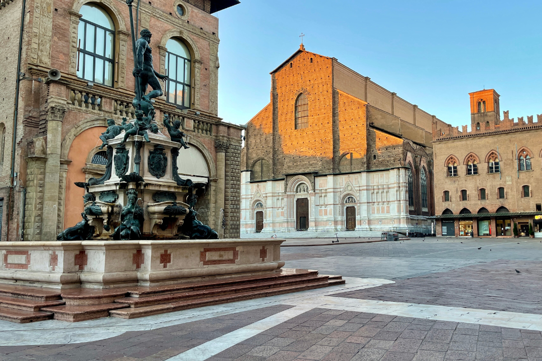Bologna Piazza del Nettuno